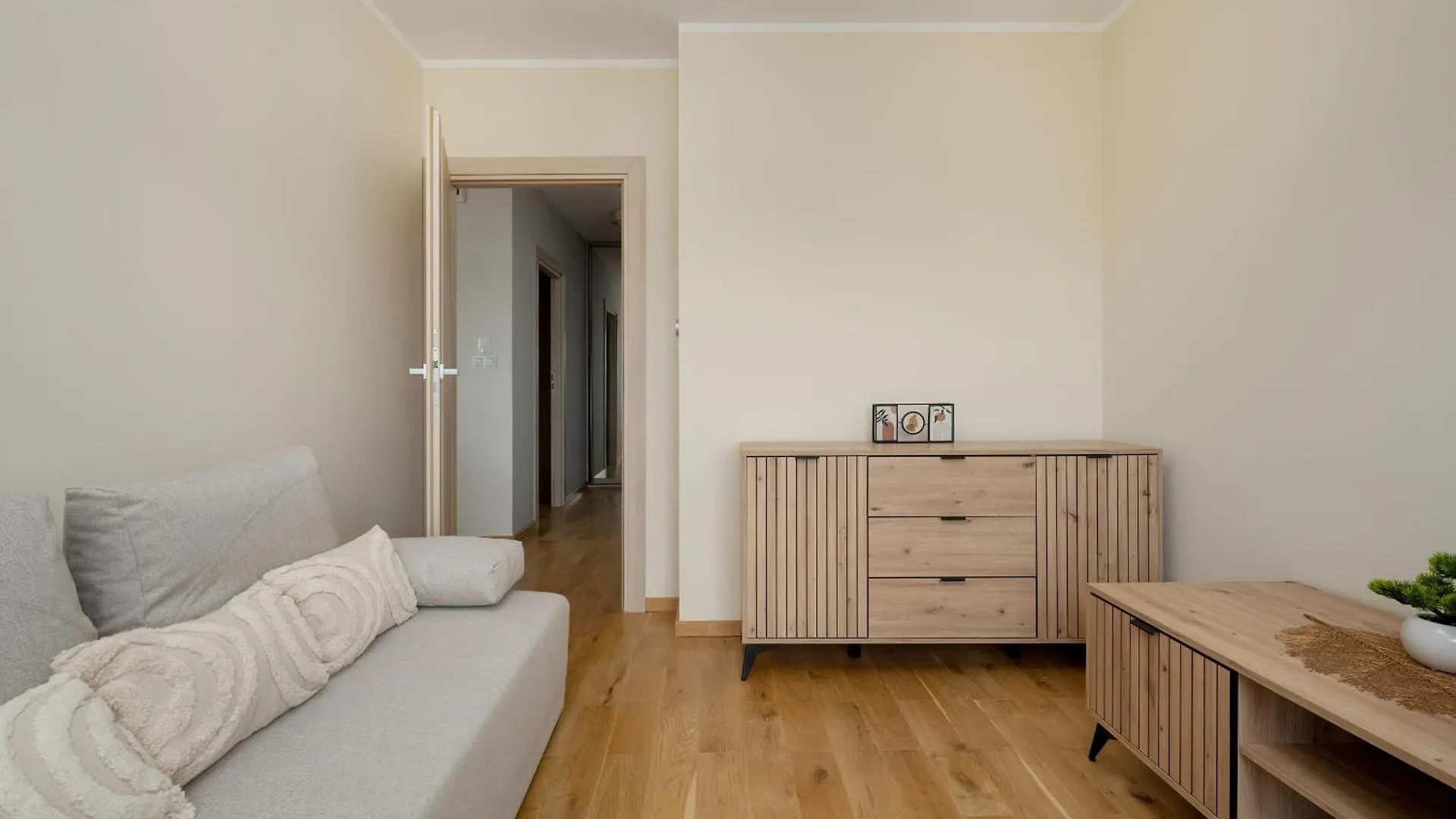 Exceptional Apartment With Parking For 6 Guests By Noclegi Renters Βρότσλαβ